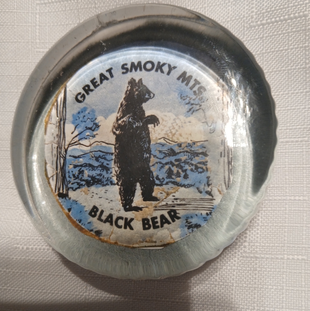 Vintage Round Thick Clear Glass Smoky Mountains Black Bear Paperweight